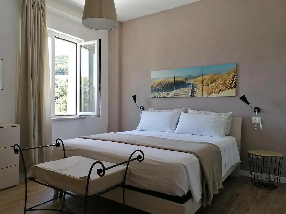Appartamento Sant'Anna I 살로 아파트